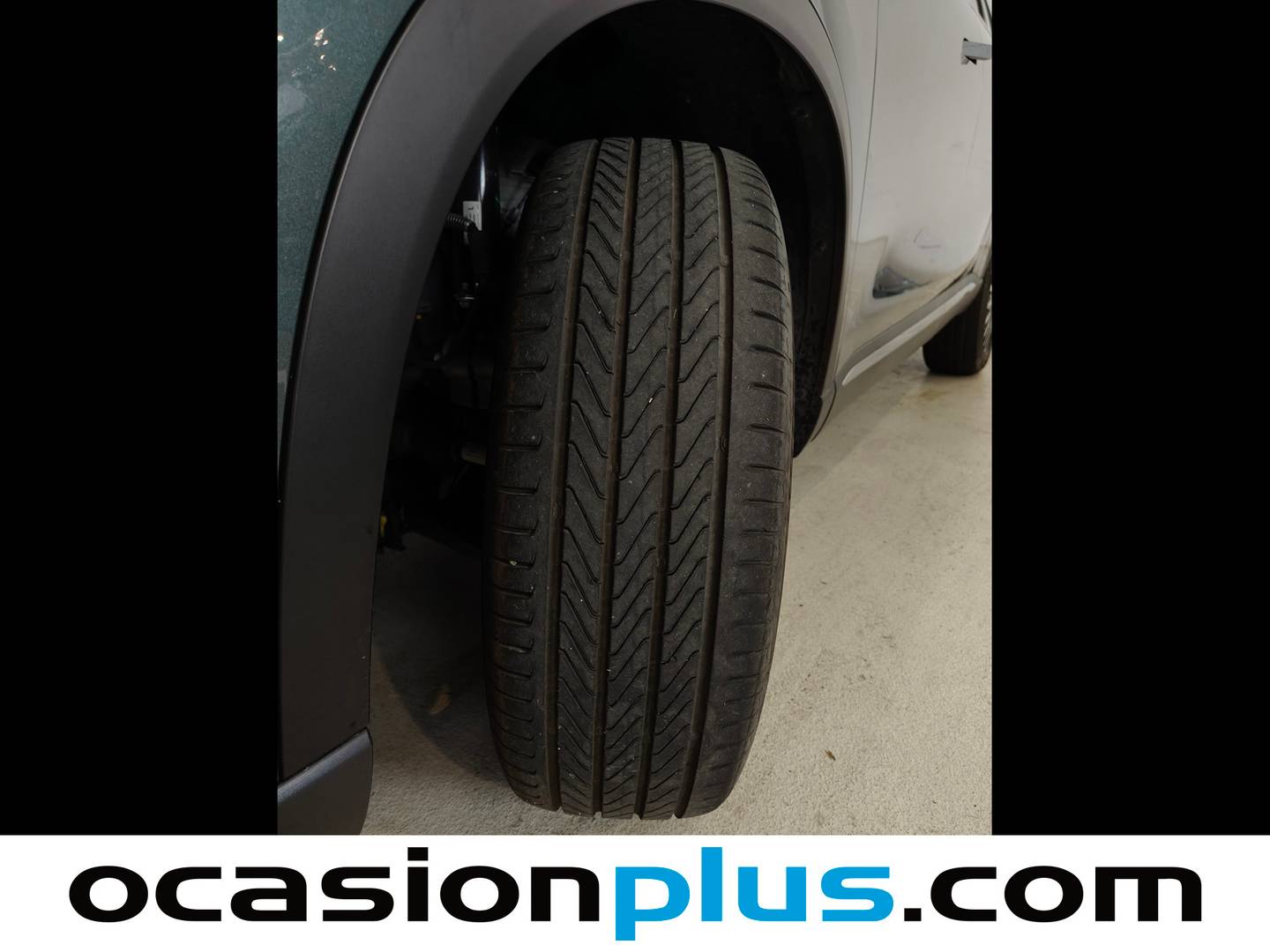 EBRO S800 EBRO S800 1.6 TGDI Premium DCT (147 CV) 7 Plazas de segunda mano