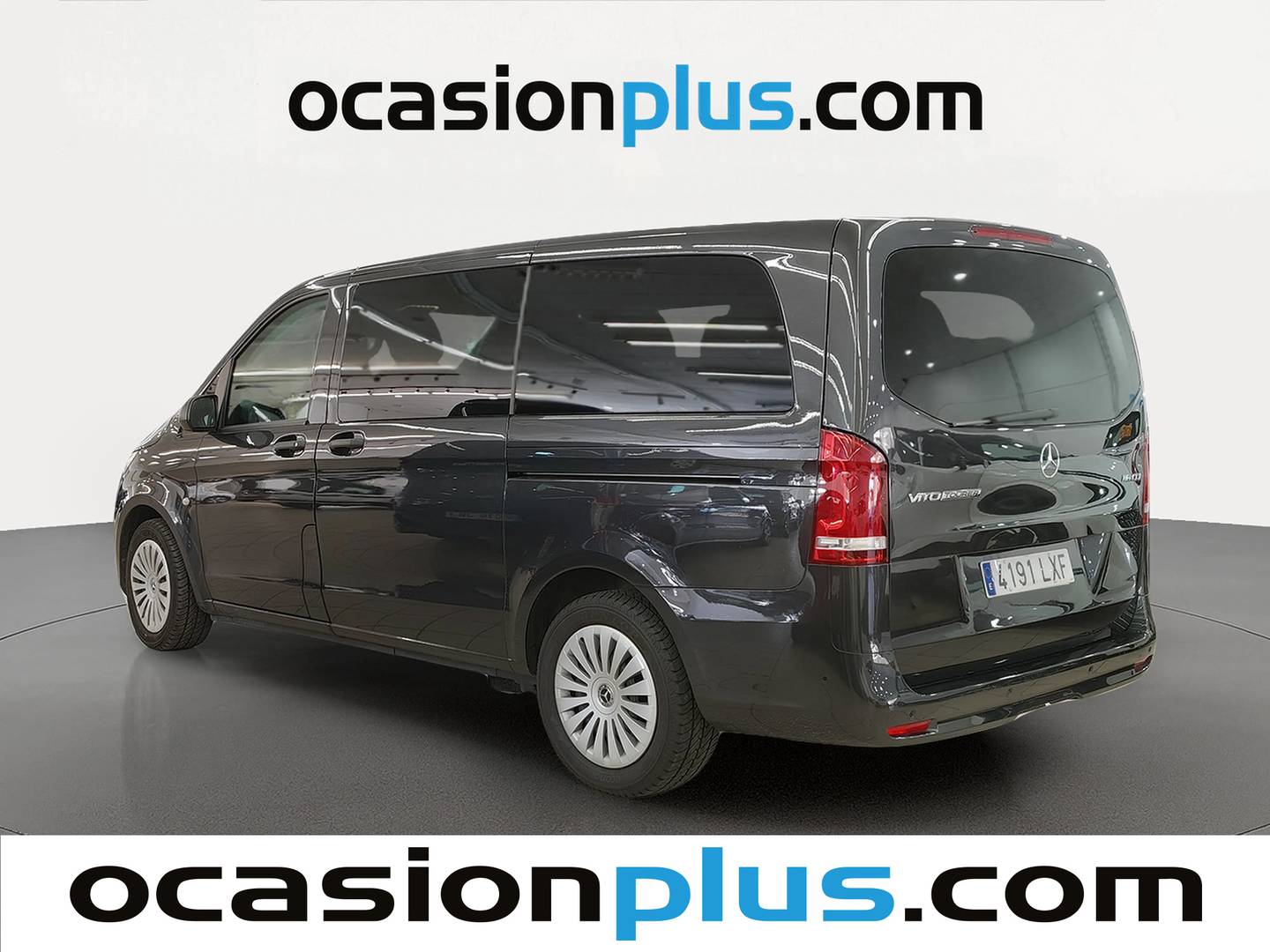 Foto delantera Mercedes Vito Mercedes-Benz Vito Combi 116 CDI Tourer Pro Larga (163 CV) 9 Plazas derecha