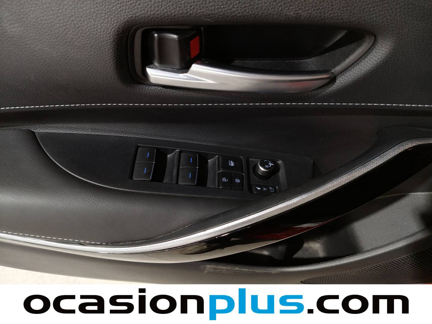 Toyota Corolla Toyota Corolla 180H FEEL! E-CVT 132 kW (180 CV) seminuevo