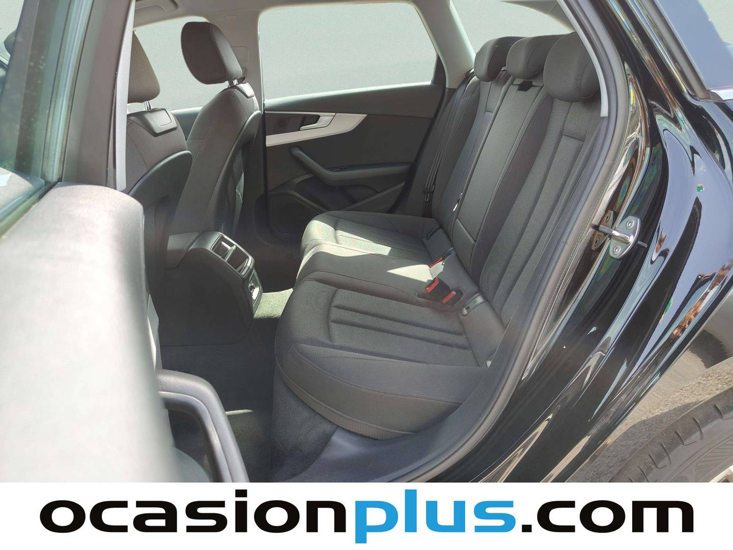 Foto asientos traseros Audi A4 Audi A4 Avant Advanced 35 TFSI (150 CV) S tronic