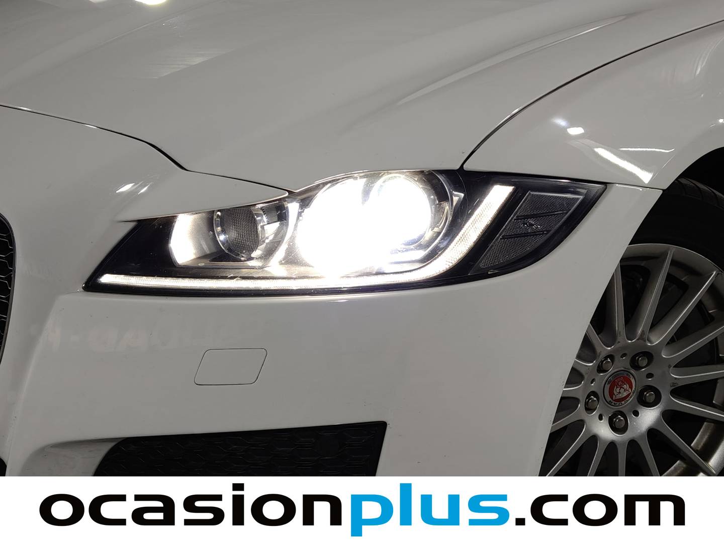 Foto Jaguar XF Jaguar XF 2.0 D Pure Auto (180 CV)