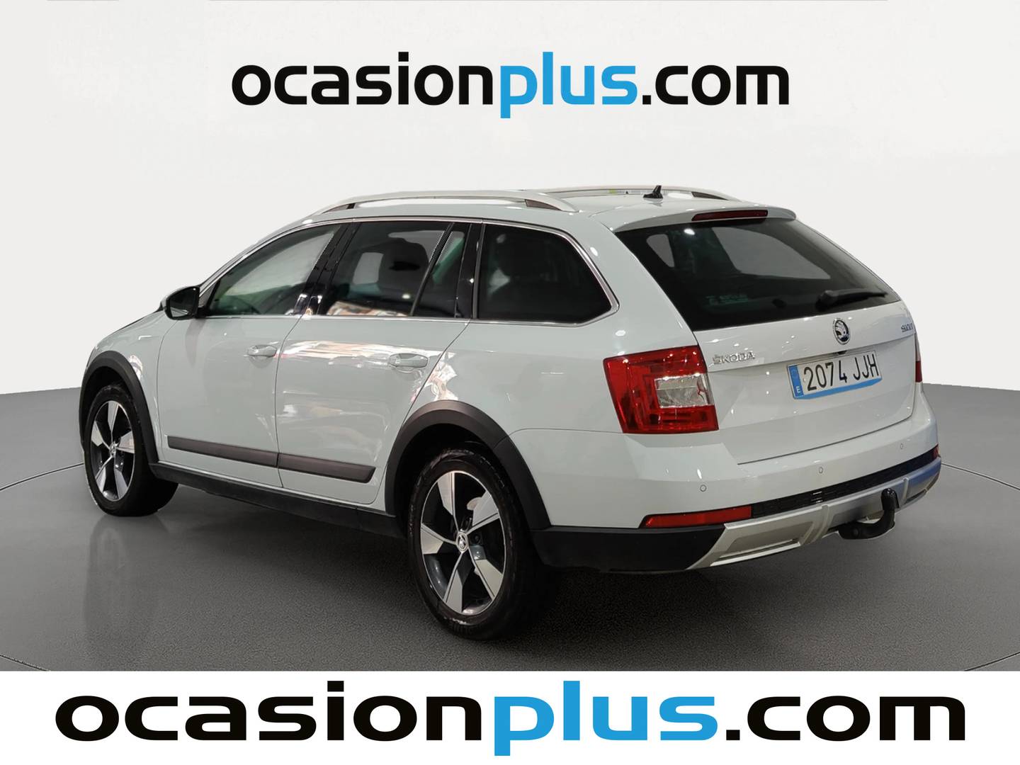 Foto trasera Skoda Scout Skoda Scout 2.0 TDI CR DSG 4x4 (184 CV) izquierda