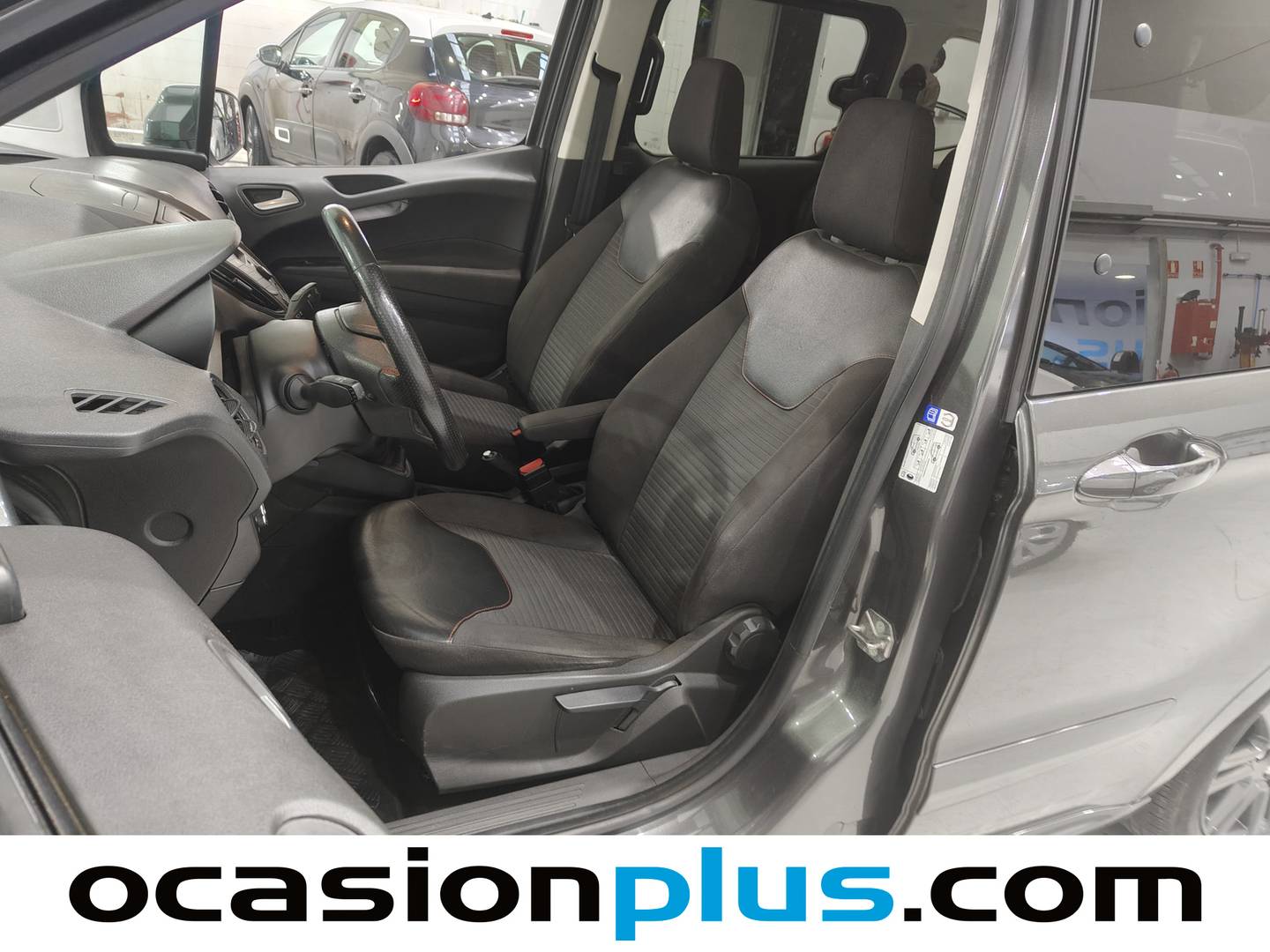 Foto Ford Tourneo Courier Ford Tourneo Courier 1.0 EcoBoost Sport  (100 CV)