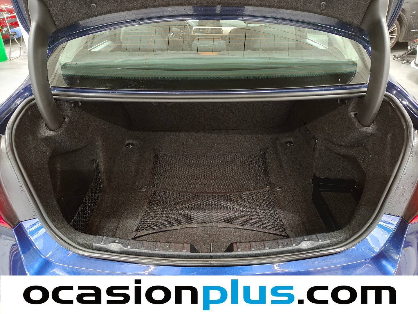 Fotos maletero BMW Serie 3 BMW Serie 3 318d (150 CV)