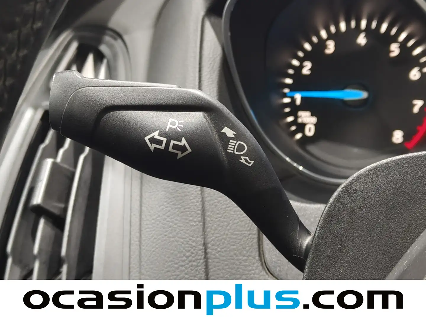 Foto Ford Focus Ford Focus 1.0 Ecoboost ST-Line Black&Red (125 CV)