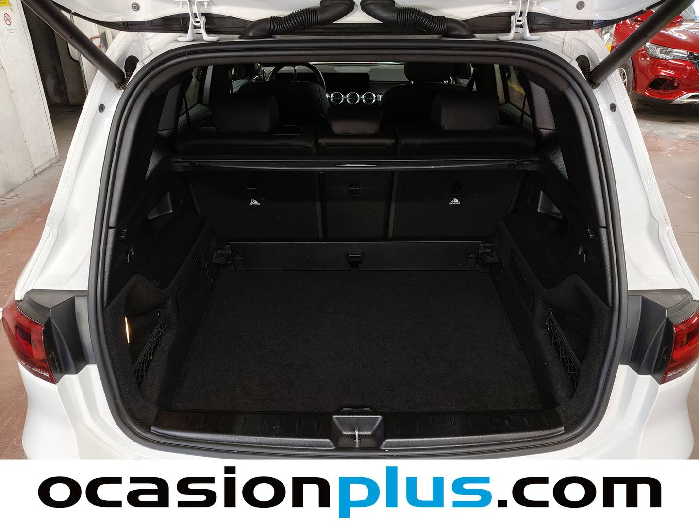 Fotos maletero Mercedes GLB Mercedes-Benz GLB GLB 220 D 4MATIC (190 CV)