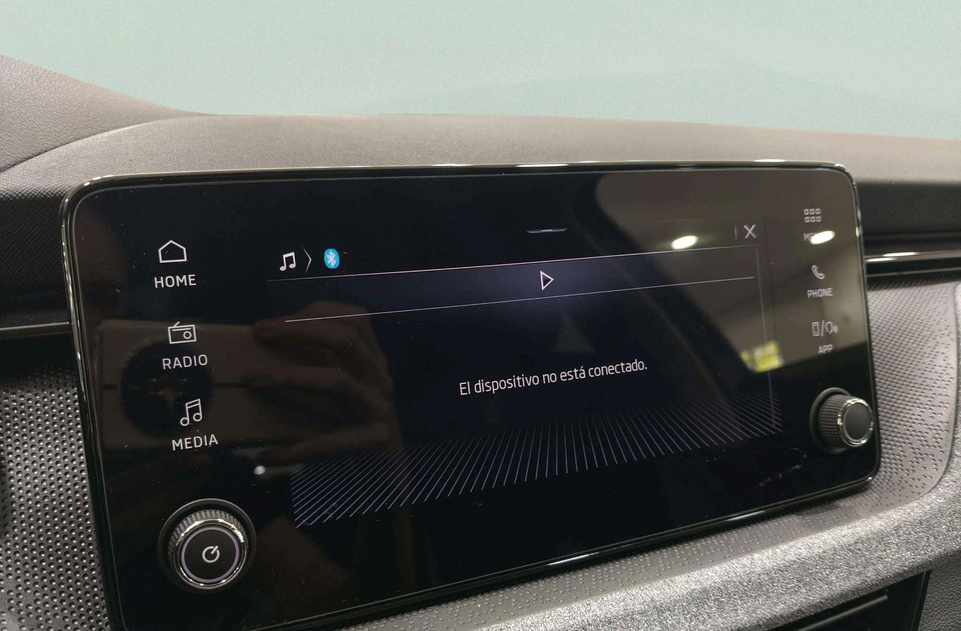 Škoda Kamiq 1.0 TSI Selection DSG - foto 34