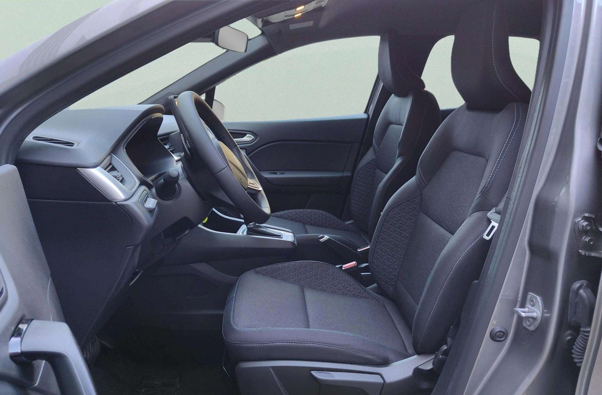 Renault Captur Evolution TCe 160 Mild Hybrid EDC - foto 15