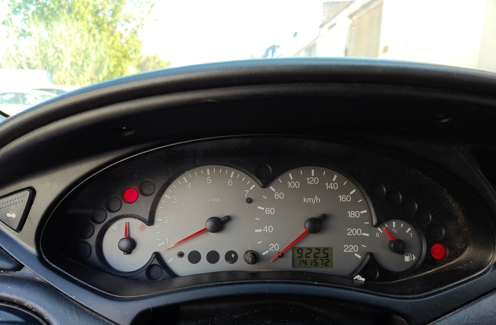Ford Focus 1.6 Trend - foto 20