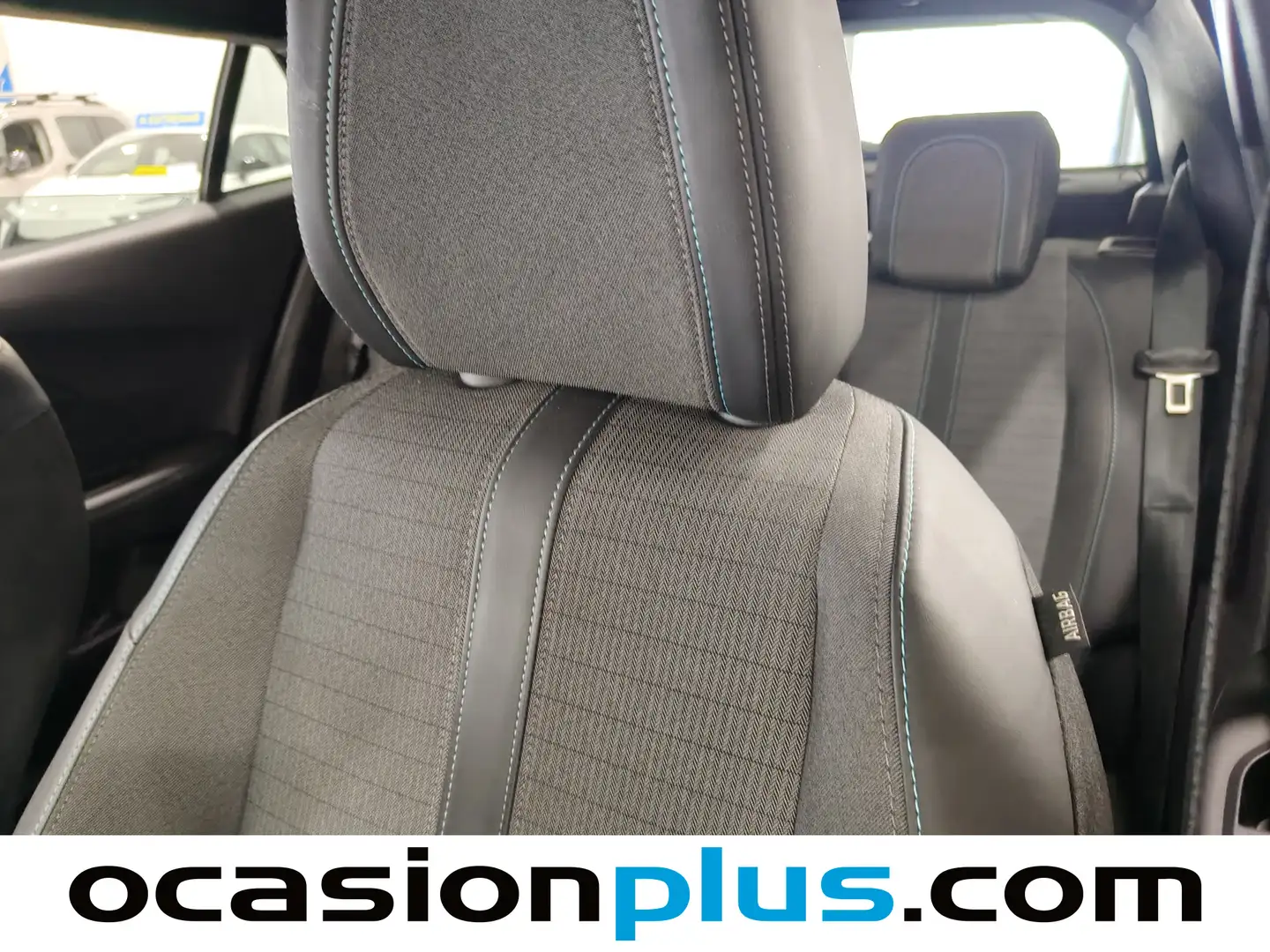 Foto Peugeot 2008 Peugeot 2008 PureTech 100 S&S Allure  (100 CV)