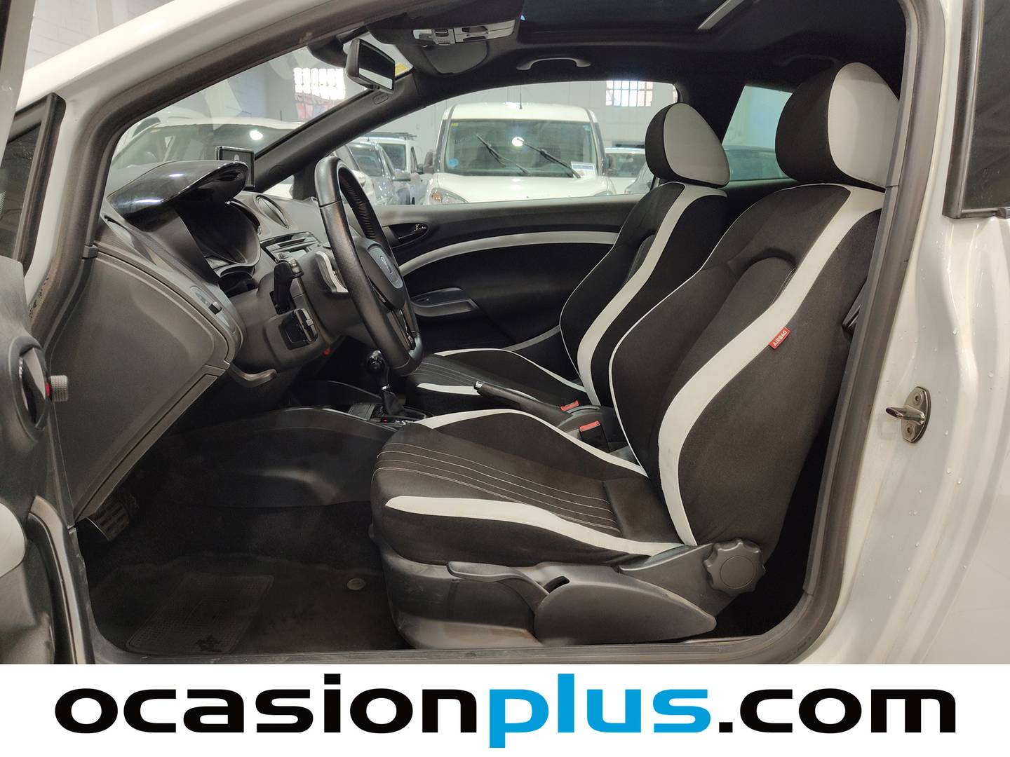 Foto asientos delanteros Seat Ibiza Seat Ibiza SC 1.4 TSI Cupra DSG (180 CV)