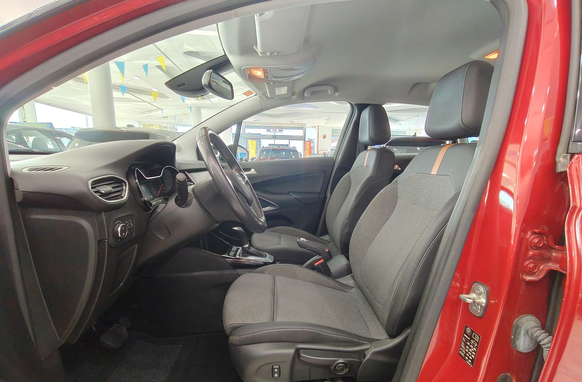 Opel Crossland 1.5D Business Elegance - foto 10
