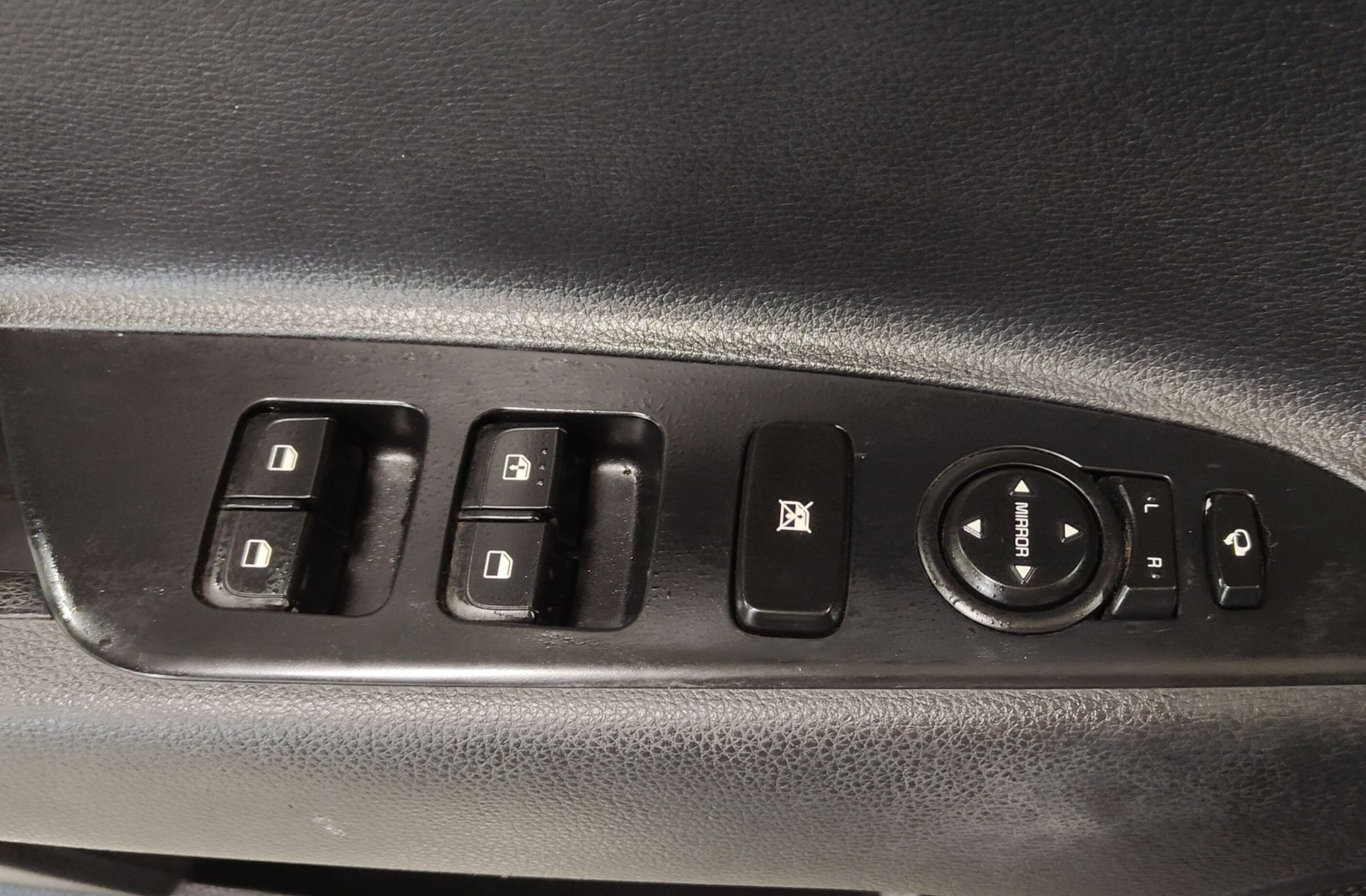 Kia Rio 1.0 T-GDi Drive - foto 30