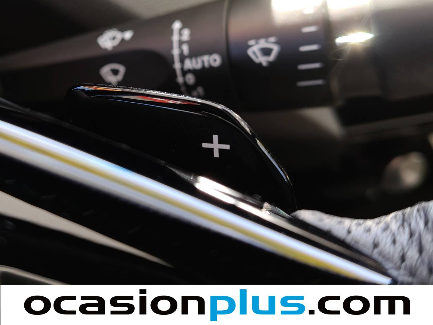 Peugeot 408 Peugeot 408 GT Hybrid eDCS6 (136 CV) seminuevo