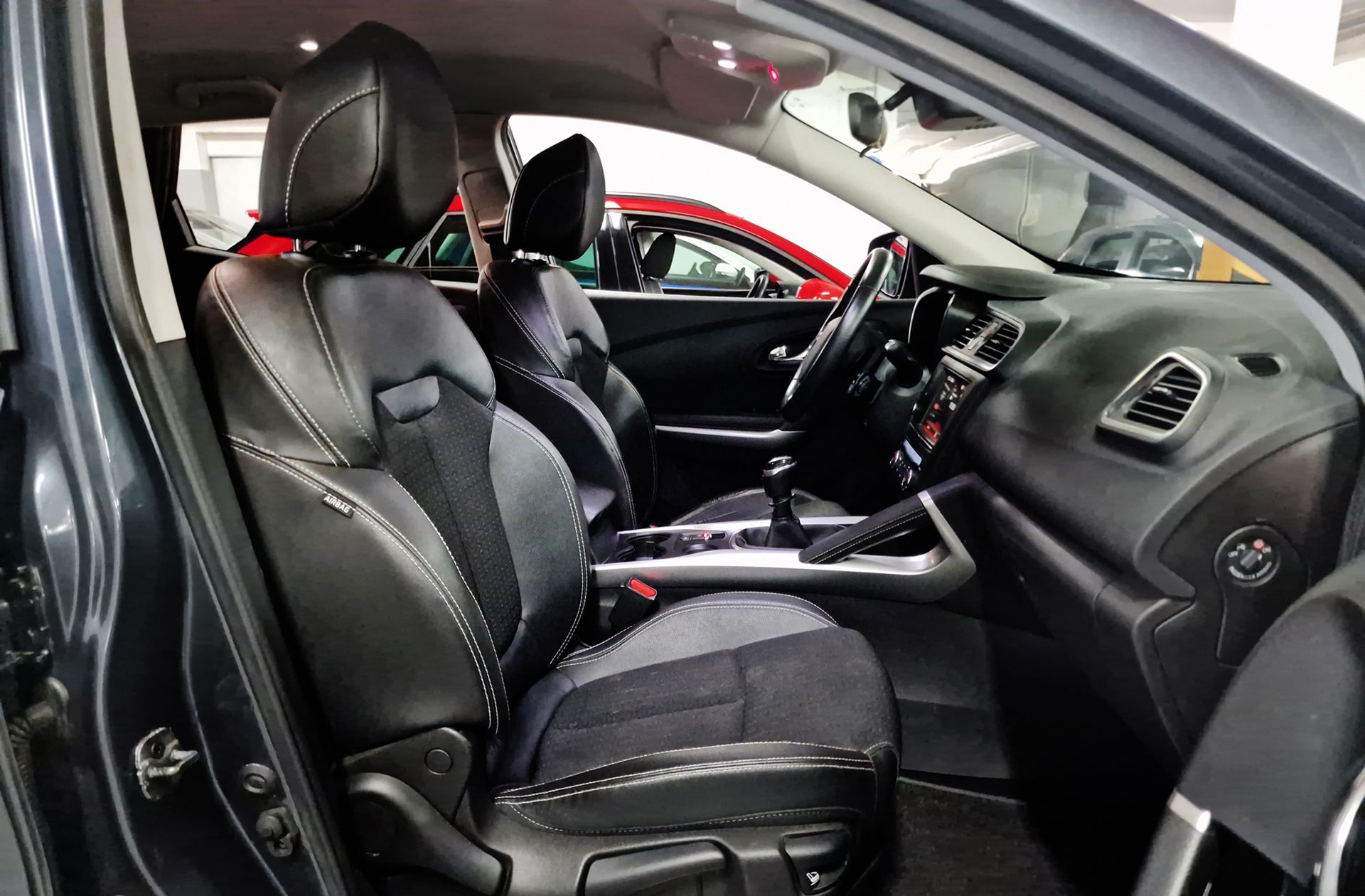Renault Kadjar Zen TCe GPF - foto 19