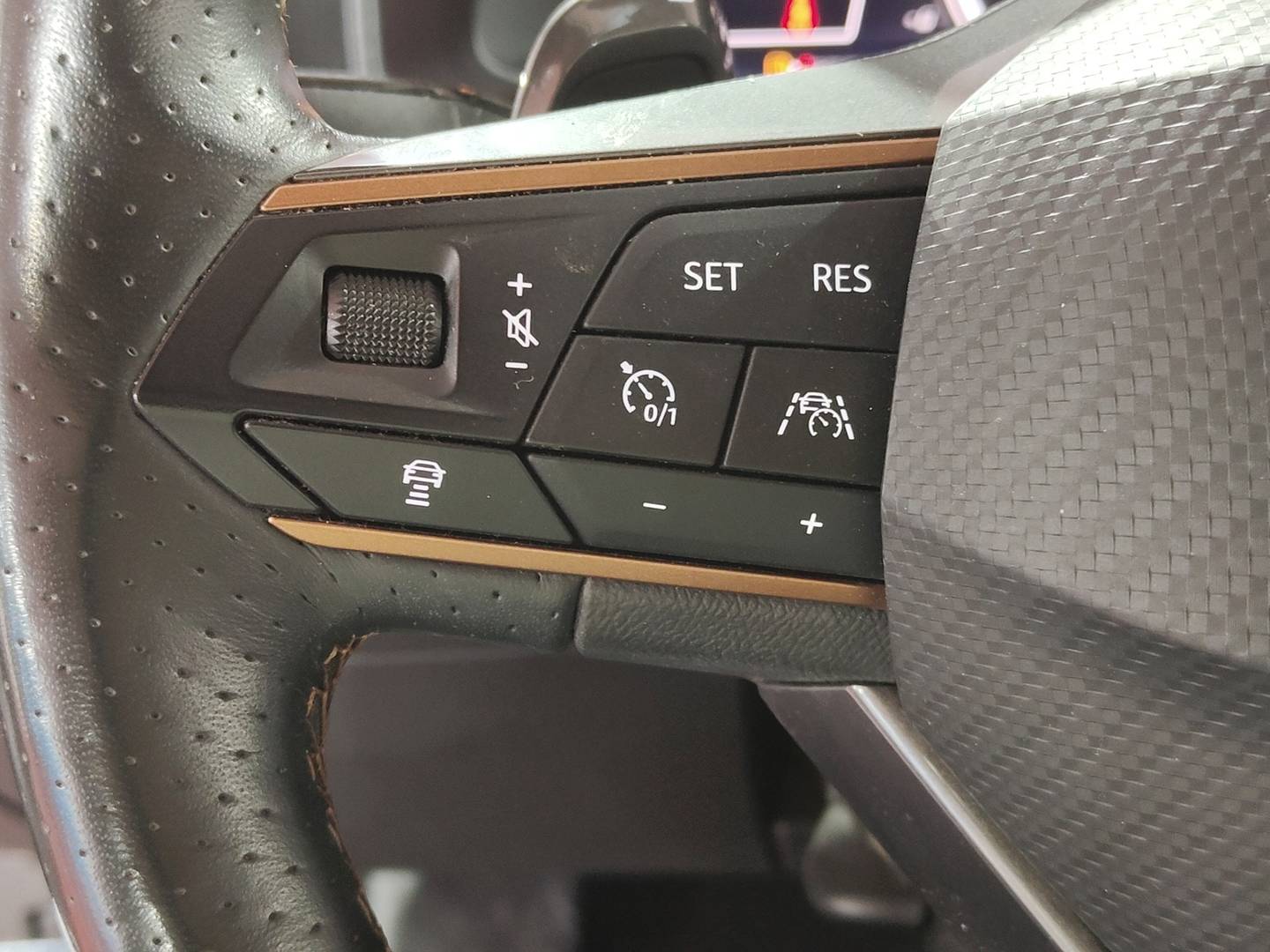 Foto Cupra Formentor CUPRA Formentor 1.5 TSI DSG (150 CV)