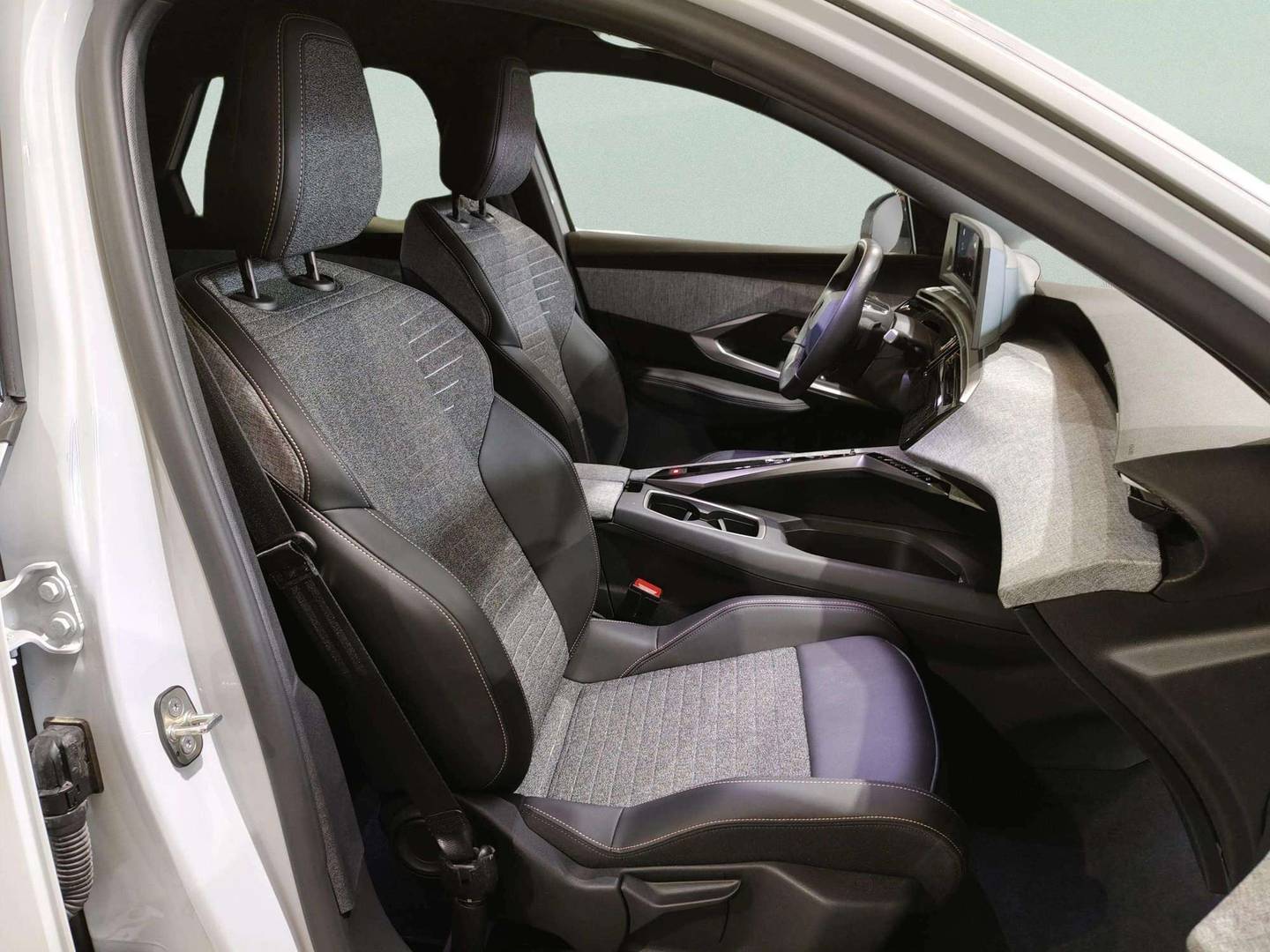 Peugeot 3008 Hybrid Peugeot 3008 Hybrid 145 Allure eDCS6 (145 CV) automático