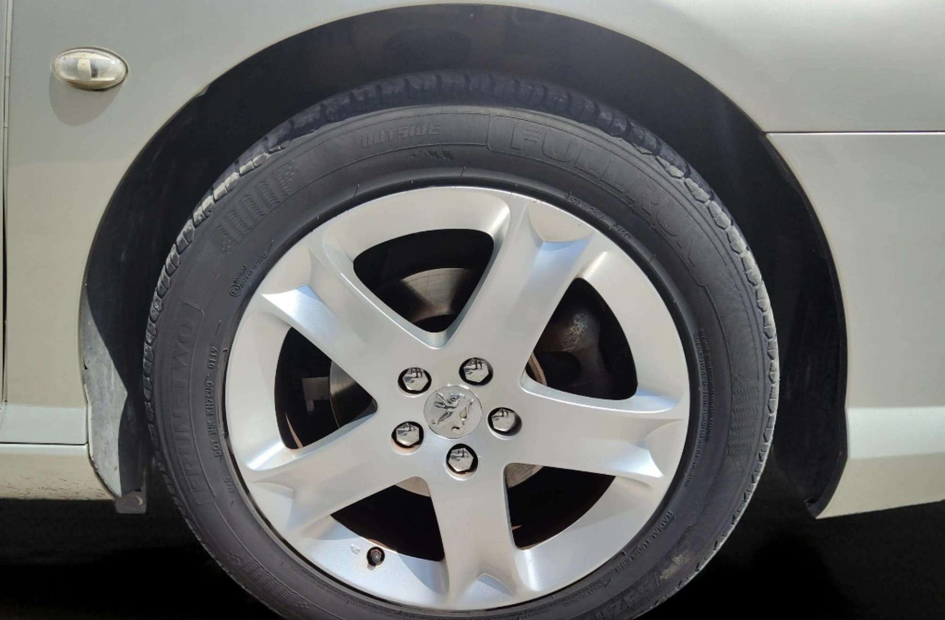 Peugeot 407 2.0 HDi ST Sport - foto 26