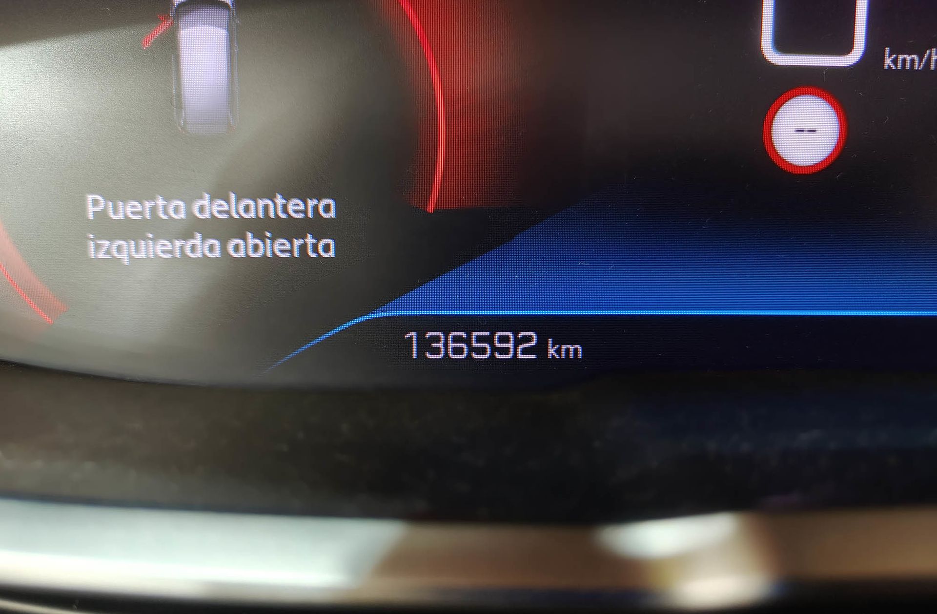 Peugeot 5008 PureTech 130 Allure EAT8 7 plazas - foto 10