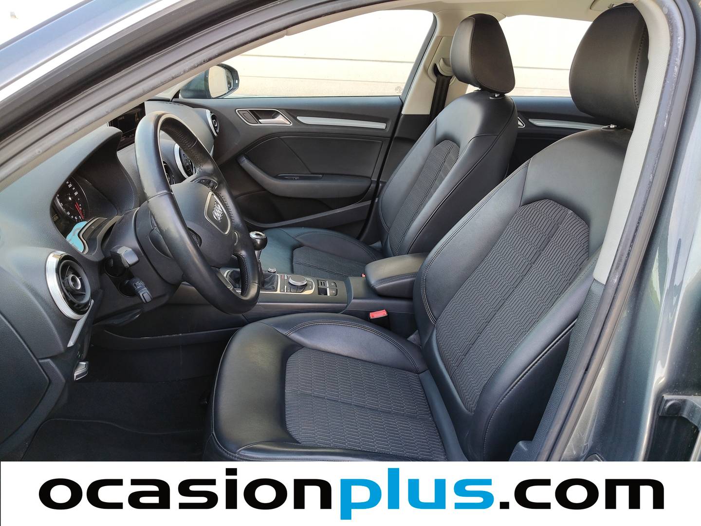 Foto asientos delanteros Audi A3 Audi A3 Sportback Advanced 1.6 TDI Clean Diesel (110 CV)