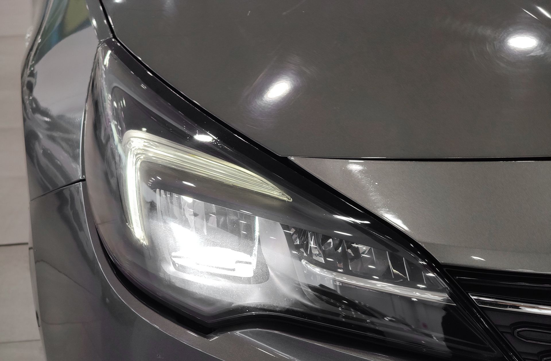 Opel Astra 1.4T SHT Business Elegance CVT - foto 14