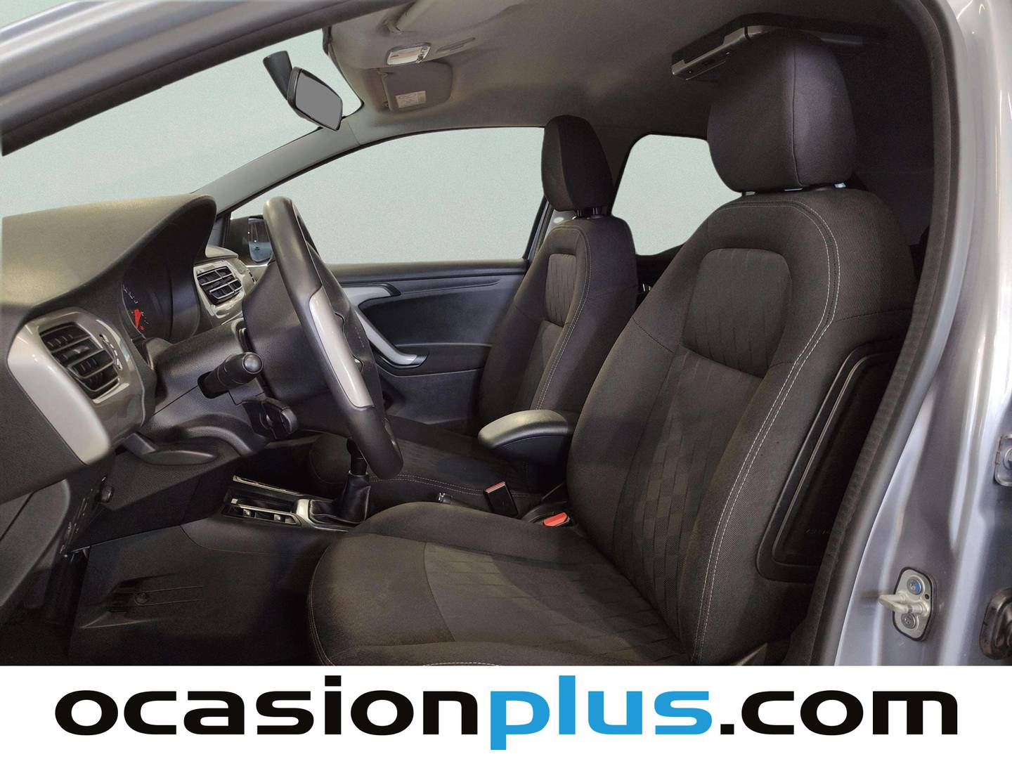 Foto asientos delanteros Citroën C-Elysée Citroën C-Elysee BlueHDi 100 Shine (100 CV)