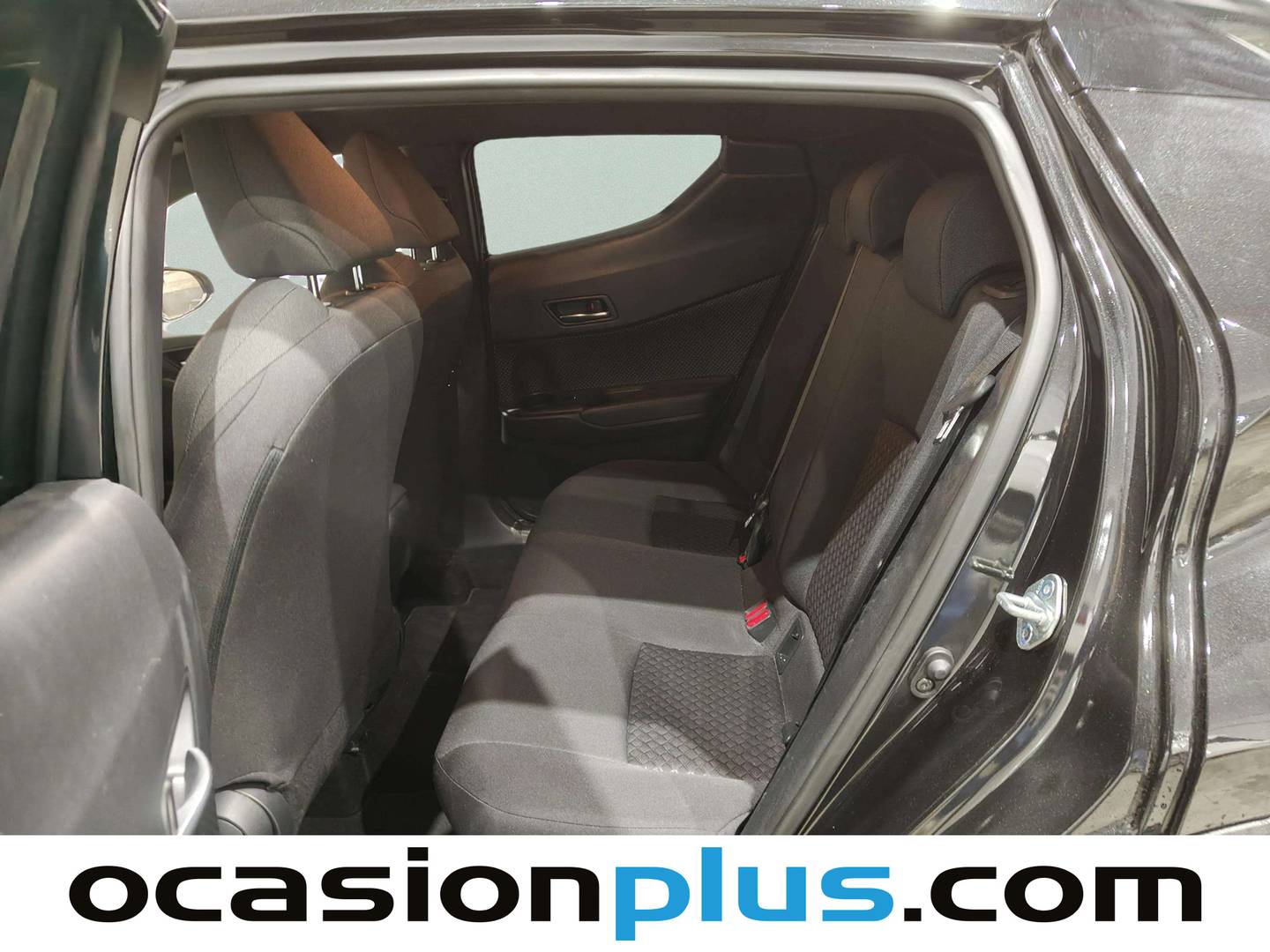 Foto asientos traseros Toyota C-HR Toyota C-HR 1.8 125H Active (122 CV)