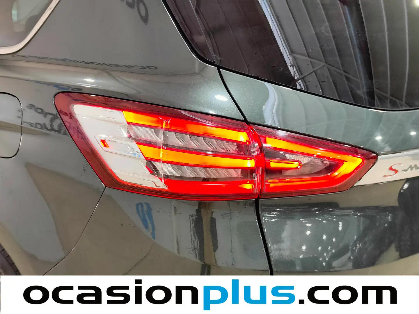 Foto Ford S-MAX Ford S-Max 2.0 TDCI Titanium (180 CV) 7 Plazas