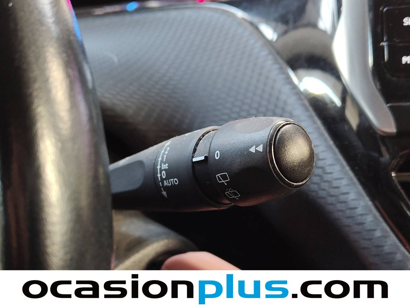 Acabados Peugeot 2008 Peugeot 2008 BlueHDi 120 S&S Allure (120 CV)