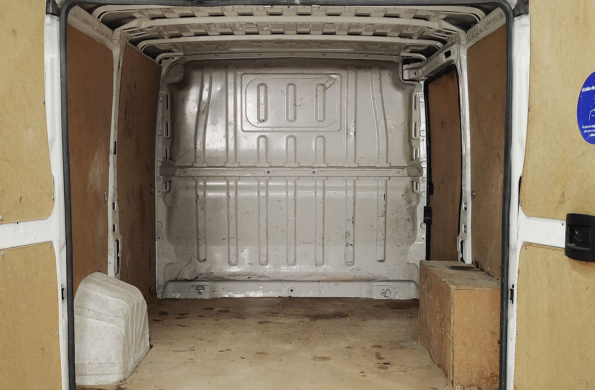 Peugeot Boxer Furgon BlueHDi 140 330 L1H1 - foto 7