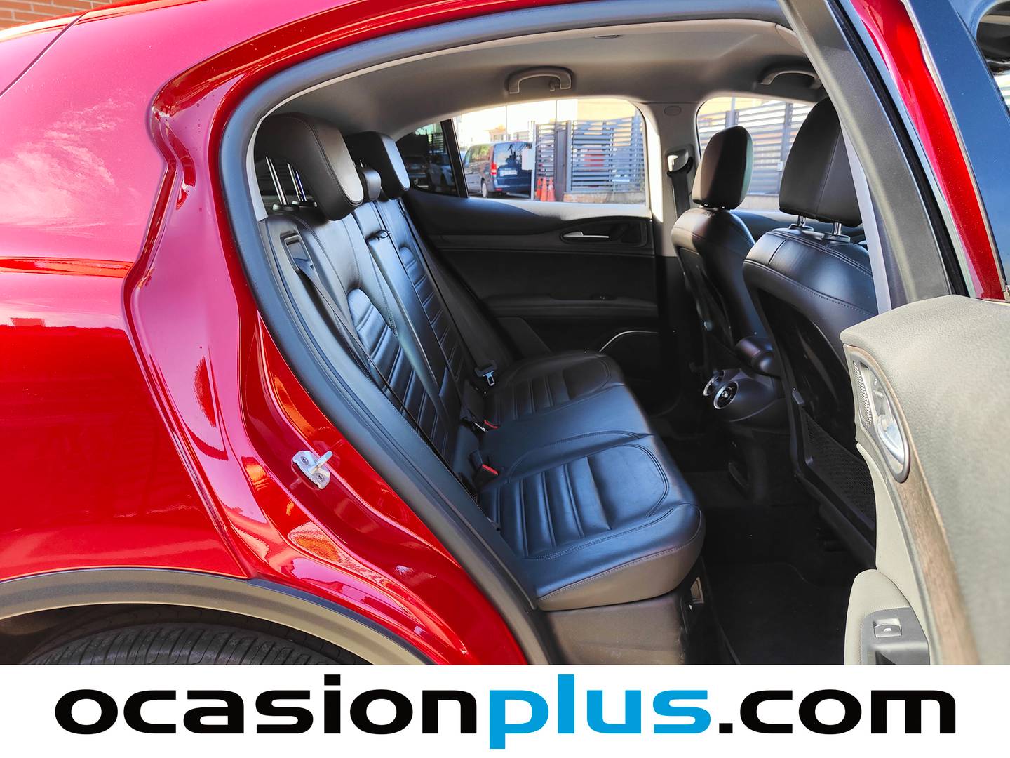 Foto Alfa Romeo Stelvio Alfa Romeo Stelvio 2.0 Petrol First Edition (II) Q4 (280 CV)