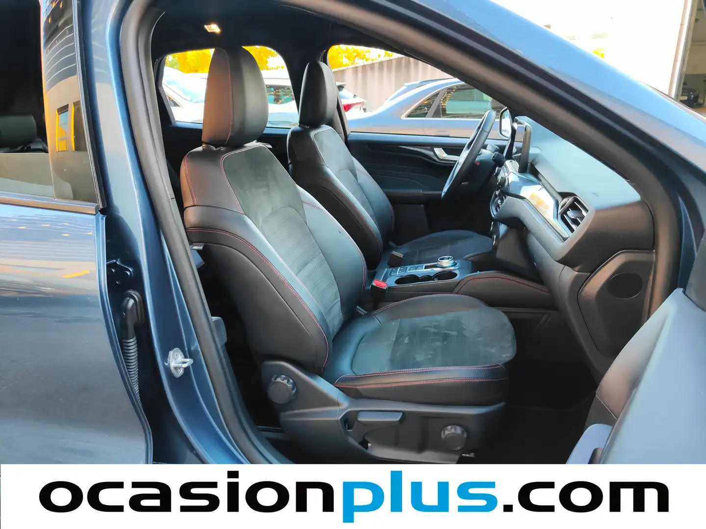 Foto Ford Kuga Ford Kuga 2.5 Duratec PHEV ST-Line Auto (225 CV)