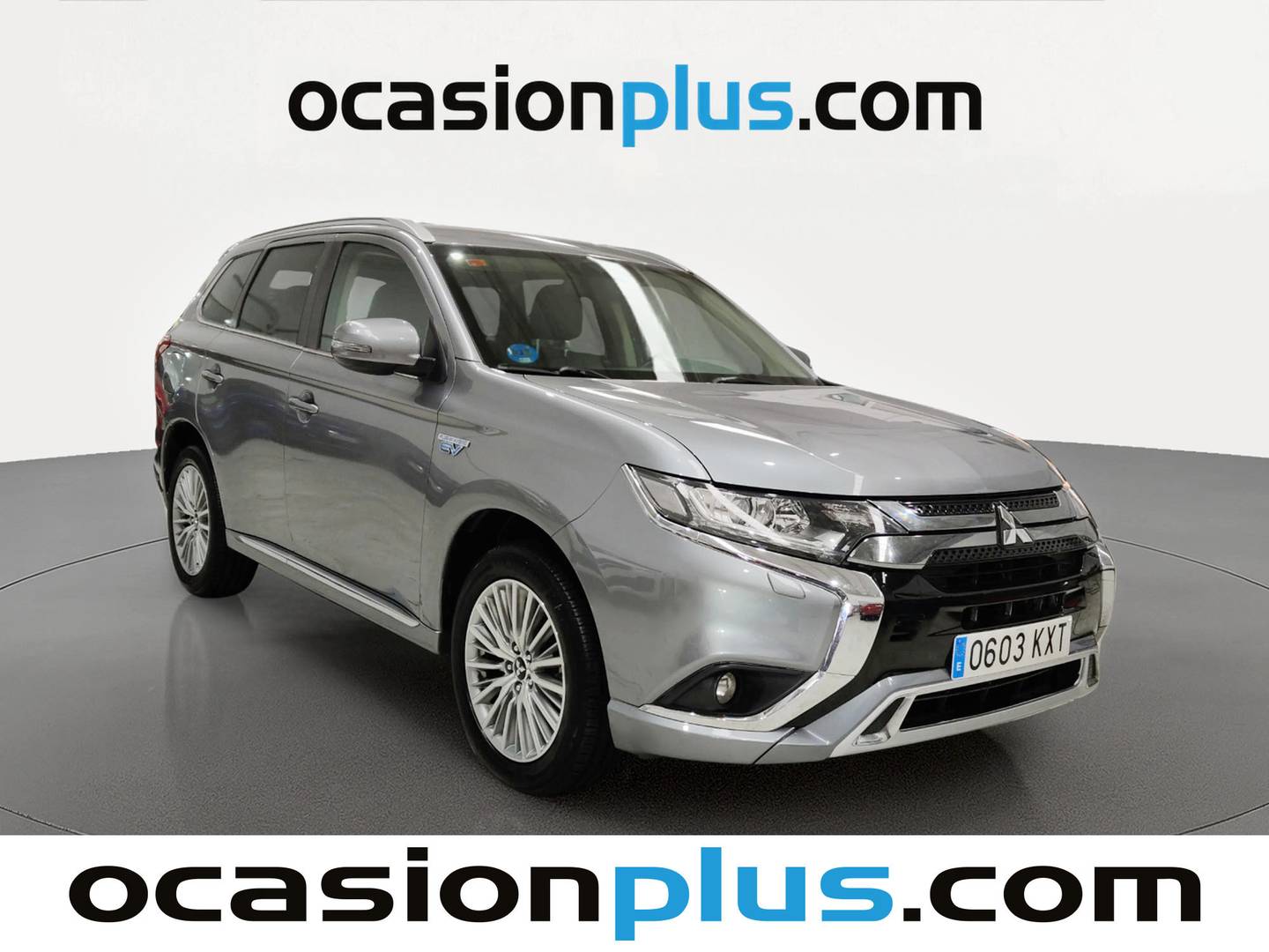 Foto delantera Mitsubishi Outlander Mitsubishi Outlander 2.4 PHEV Motion 4WD Auto (224 CV) derecha