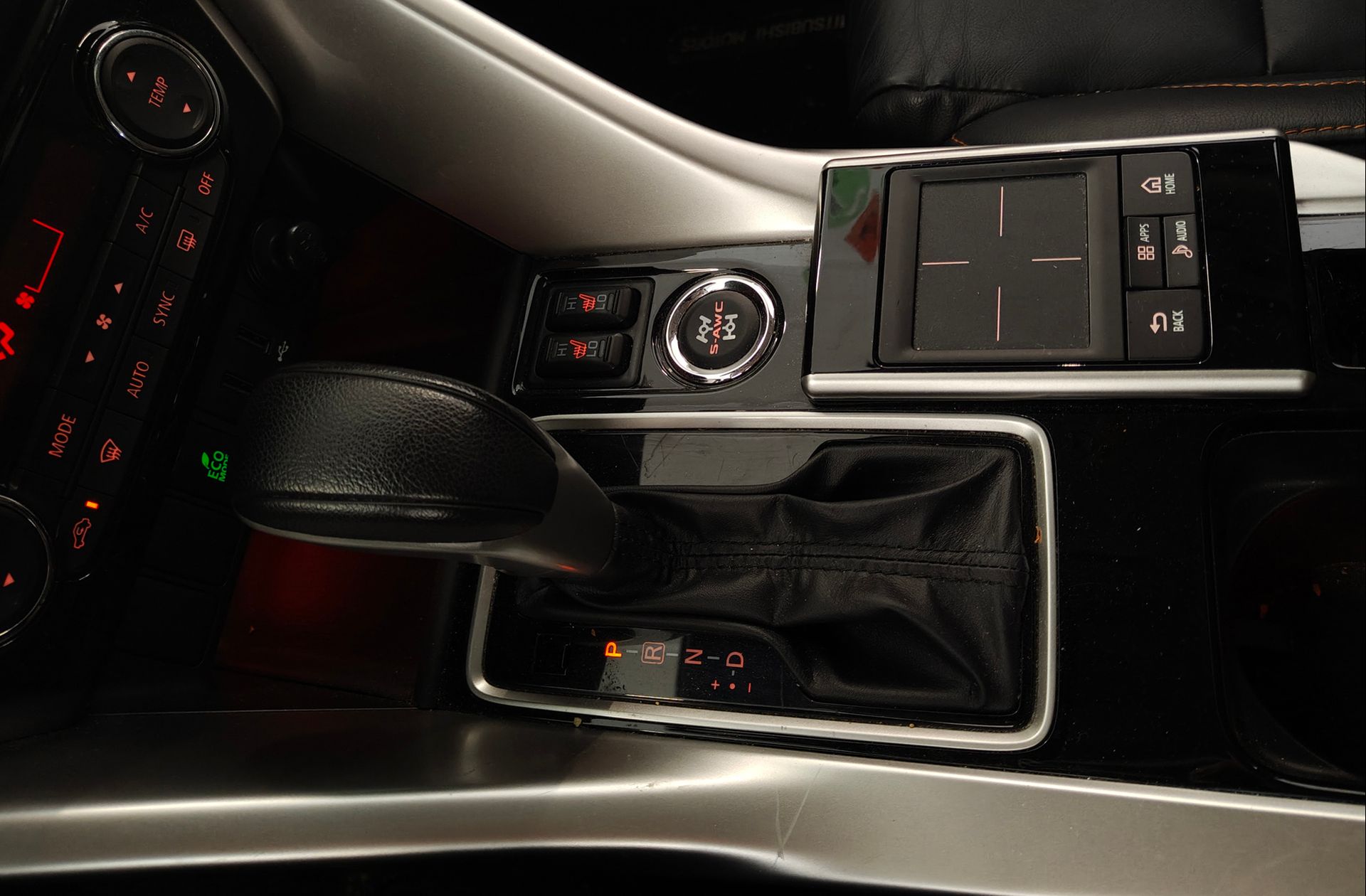 Mitsubishi Eclipse Cross 150T Kaiteki 4WD CVT - foto 5