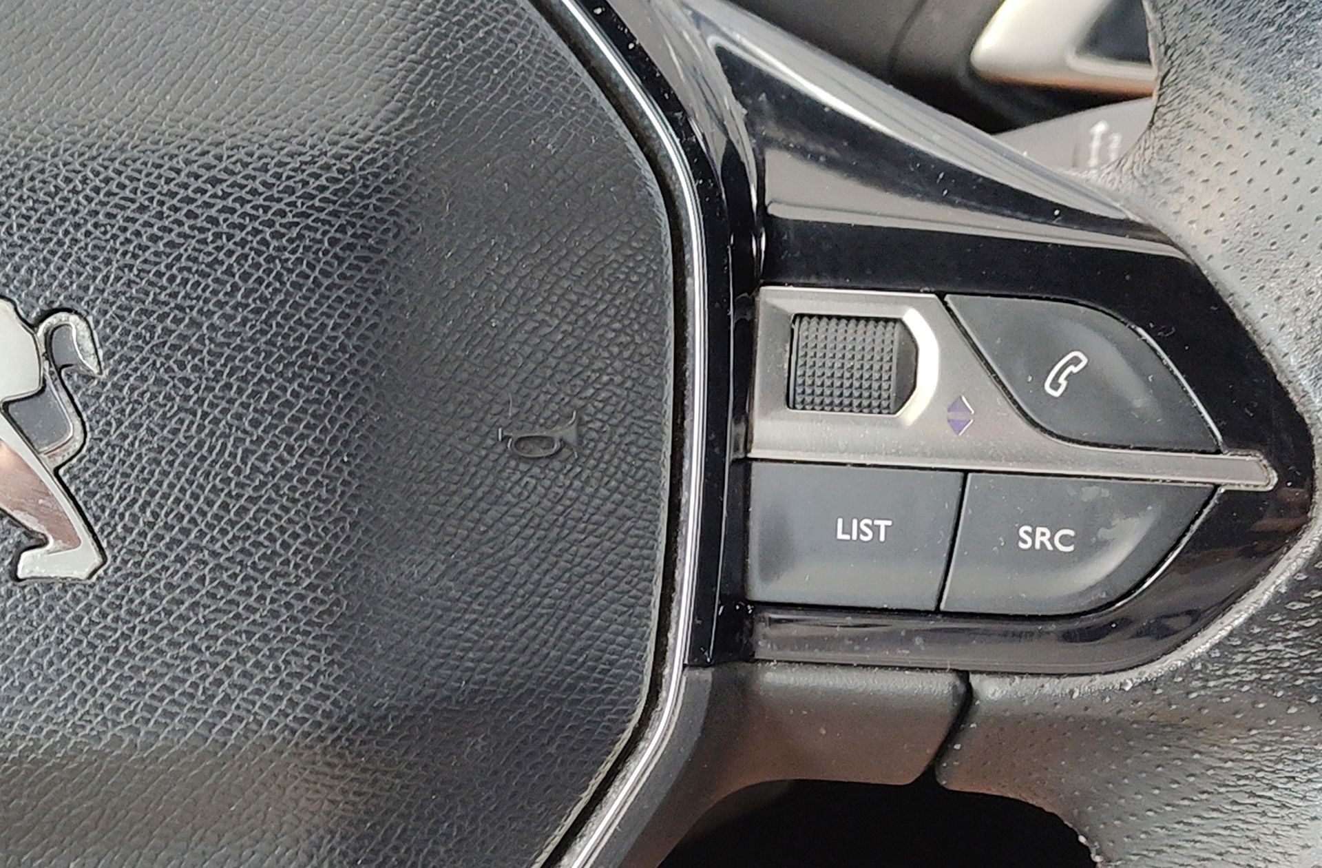 Peugeot 3008 BlueHDi 130 GT Line - foto 27