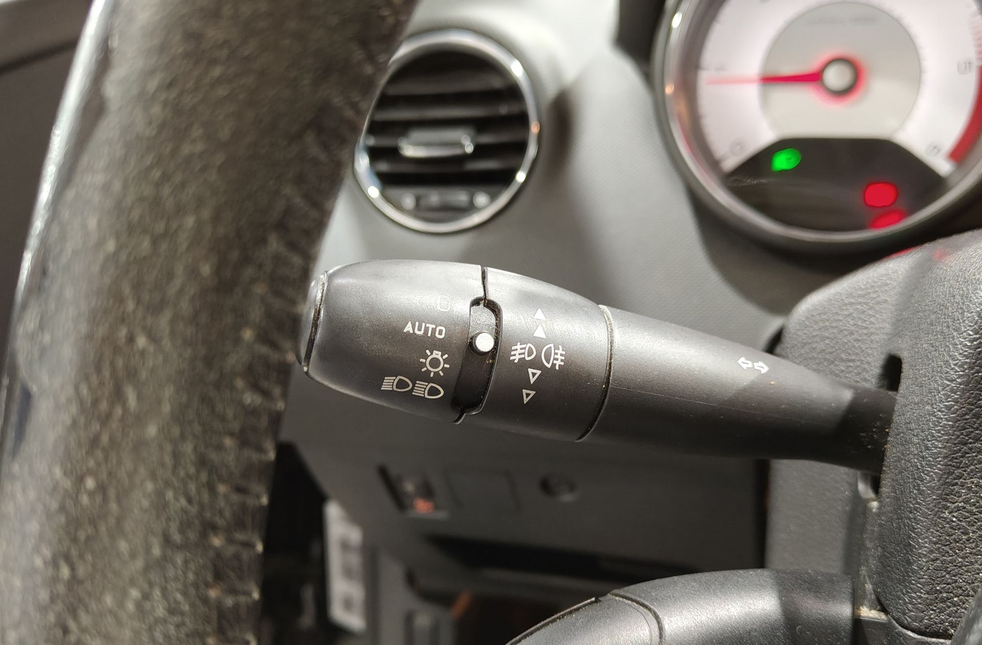 Peugeot 308 1.6 HDi FAP Premium - foto 21