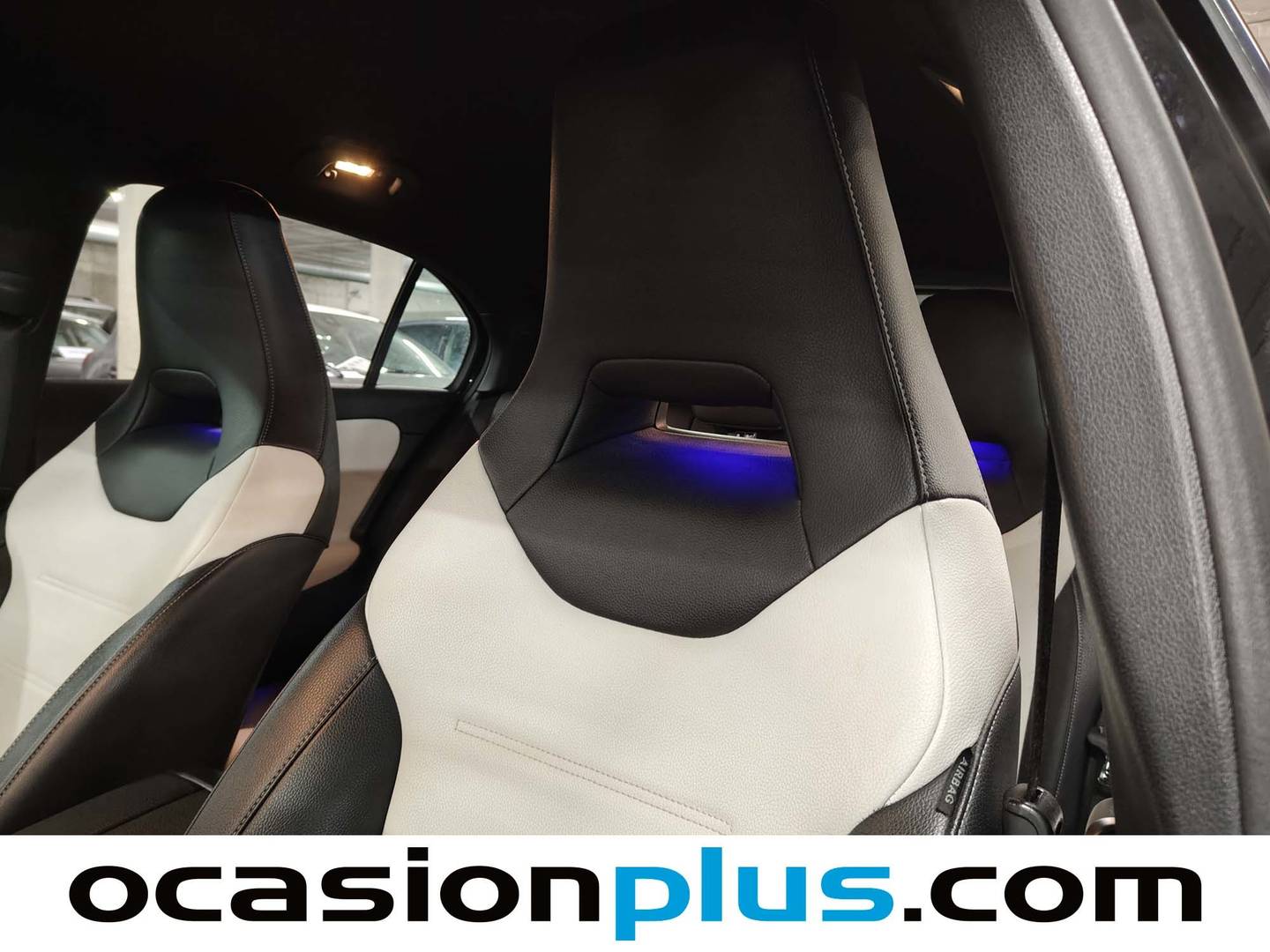 Extras y acabados del Mercedes Clase A Mercedes-Benz Clase A Clase A 180 d Pack AMG  (116 CV)