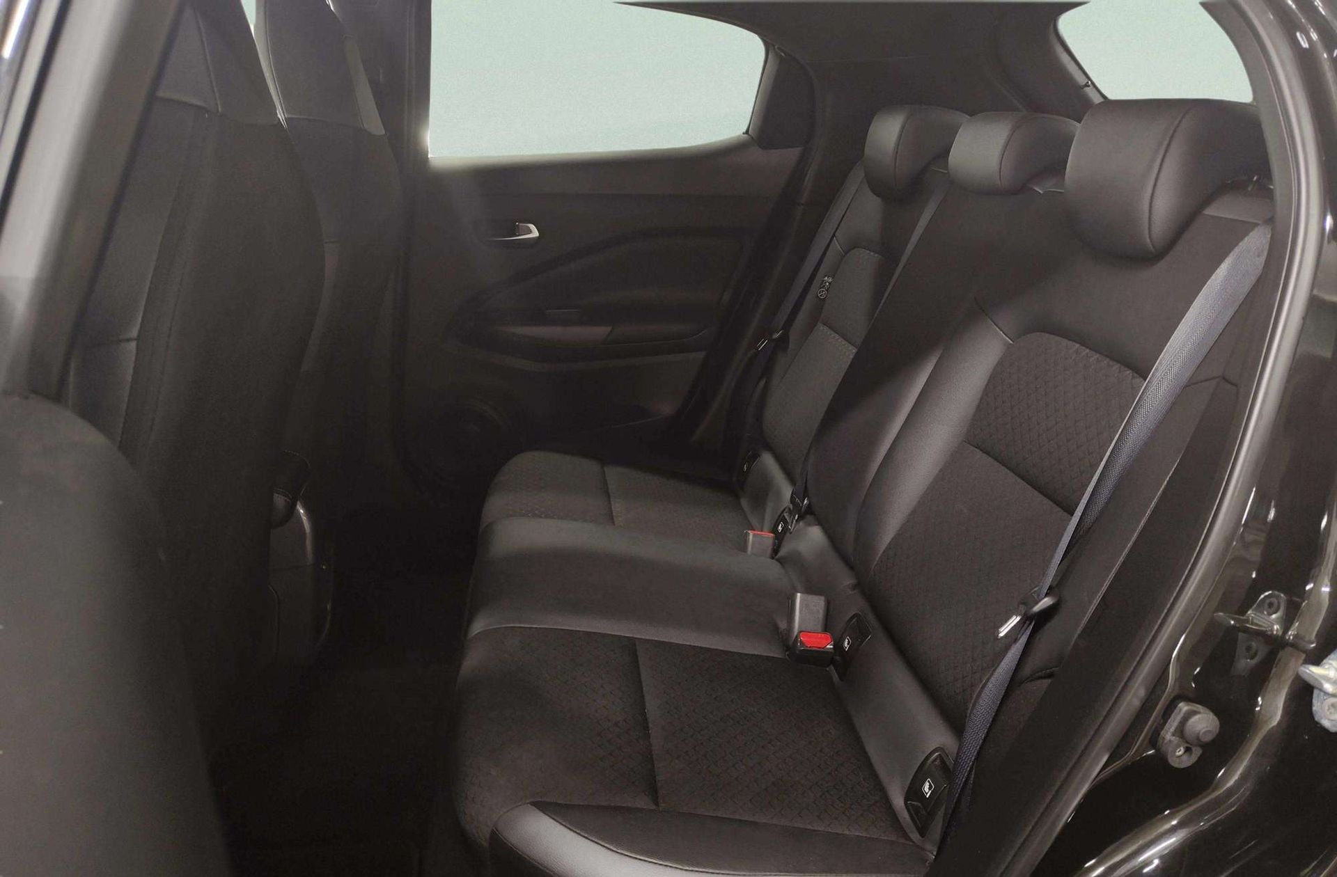 Nissan Juke 1.6 Hybrid N-Connecta - foto 12