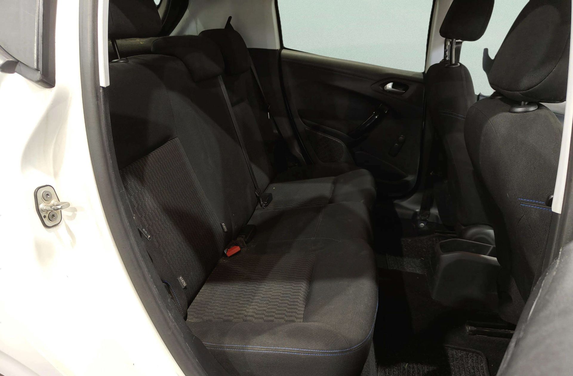 Peugeot 208 PureTech 82 Style - foto 15
