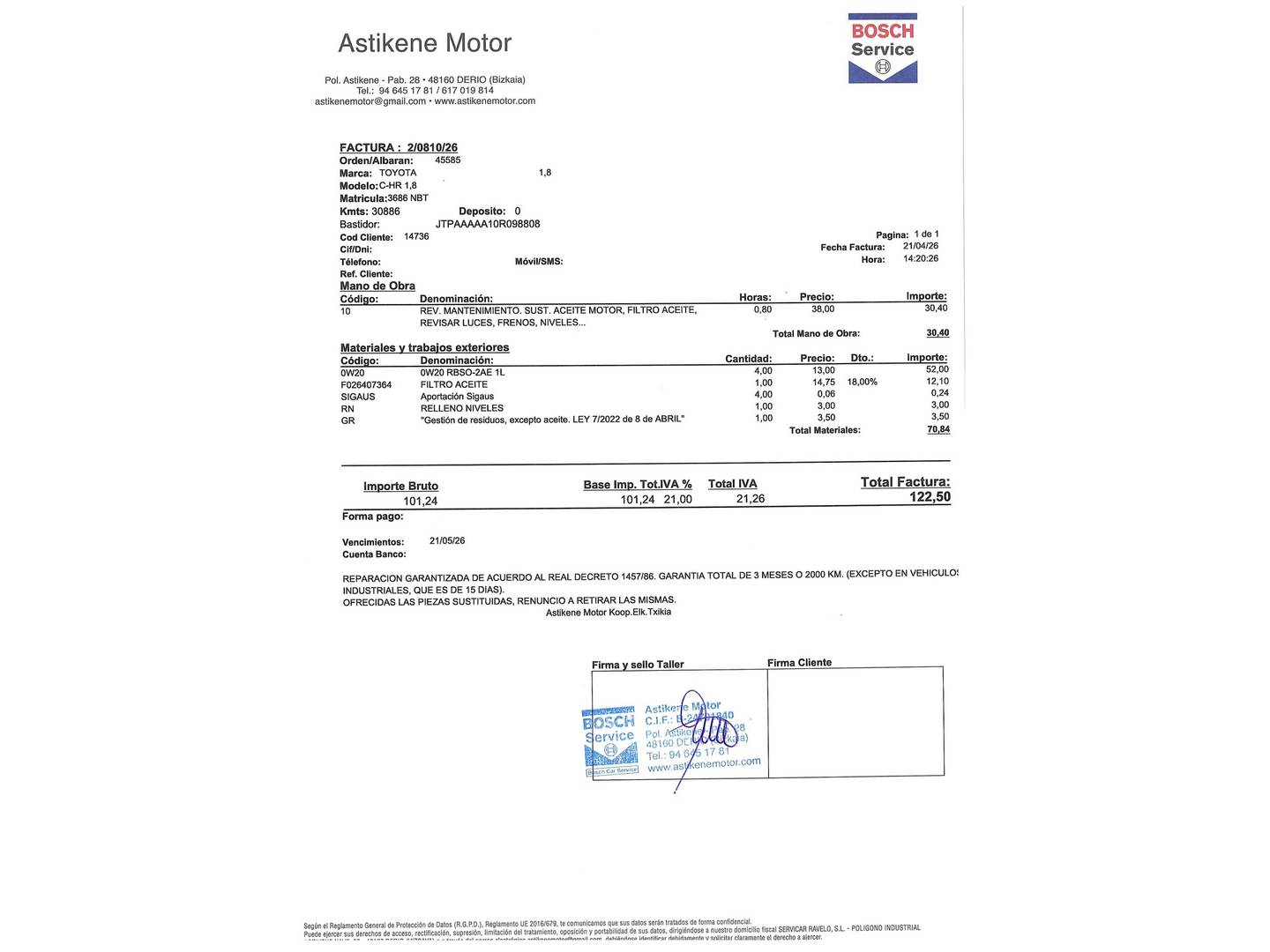 Foto del mantenimiento del Toyota C-HR Toyota C-HR 140H Advance (140 CV)
