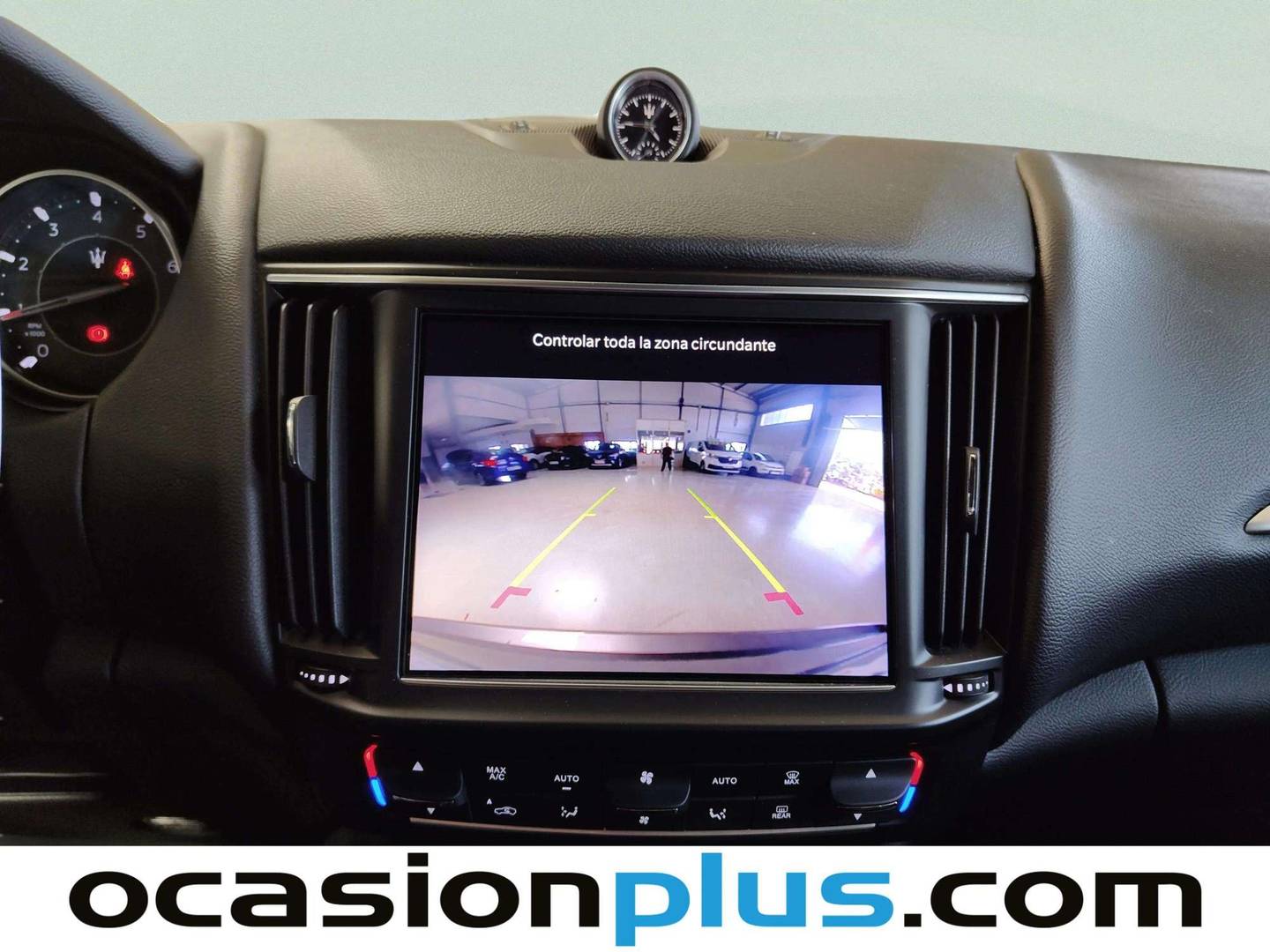 Equipamiento del Maserati Levante Maserati Levante 3.0 V6 GranSport (350 CV)