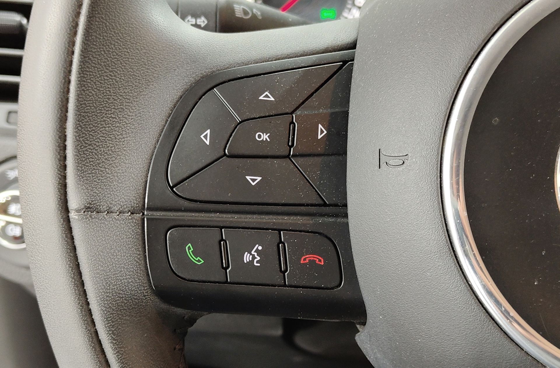 Fiat 500X 2.0 MultiJet Cross 4x4 - foto 24