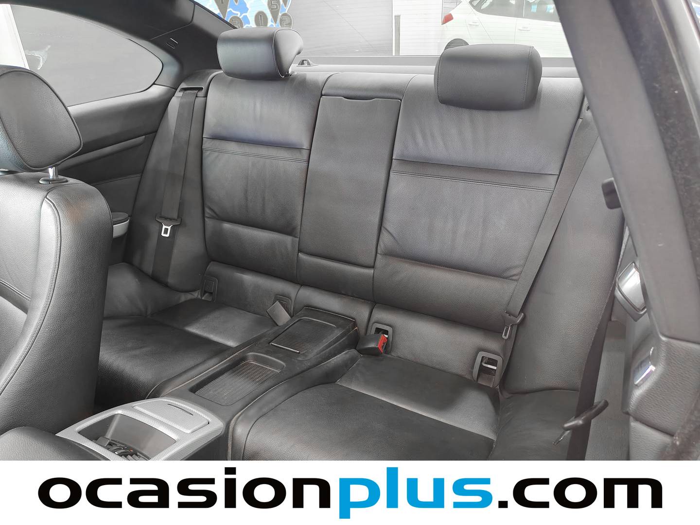 Foto asientos traseros BMW Serie 3 BMW Serie 3 325d (197 CV) Pack M