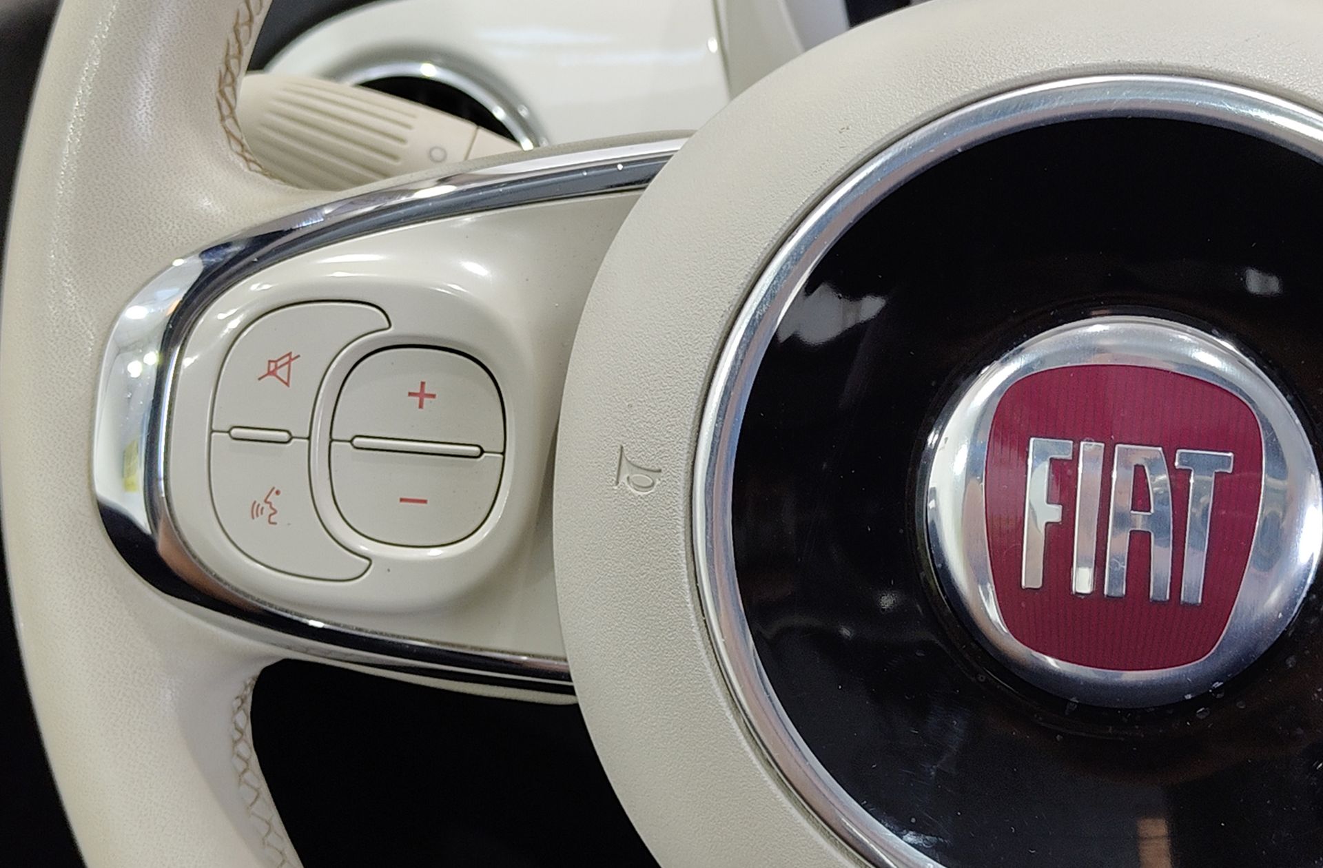 Fiat 500 1.0 Hybrid Dolcevita - foto 22