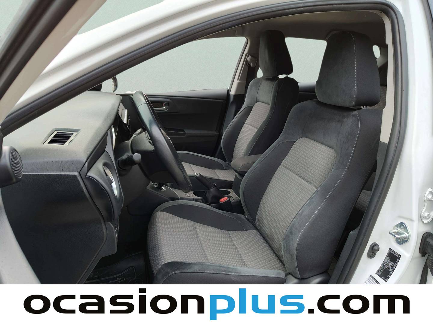 Foto Toyota Auris Toyota Auris 140H Hybrid Feel! (136 CV)