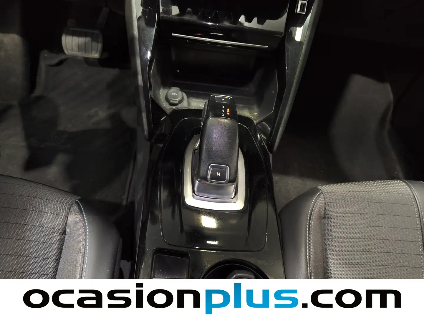 Foto Peugeot 2008 Peugeot 2008 BlueHDi 130 S&S Allure Pack EAT8 (130 CV)