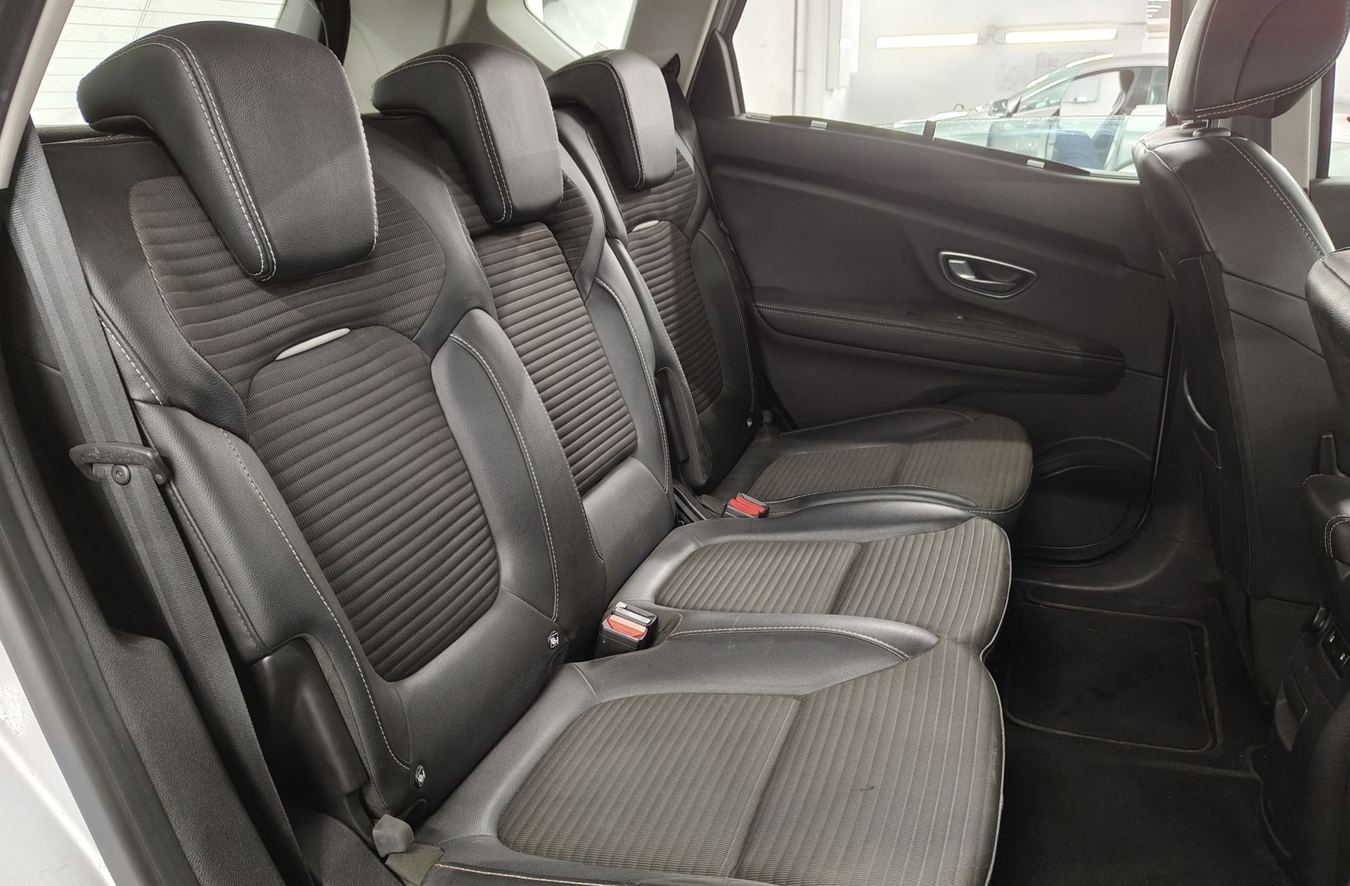 Renault Scénic Zen Energy TCe - foto 18