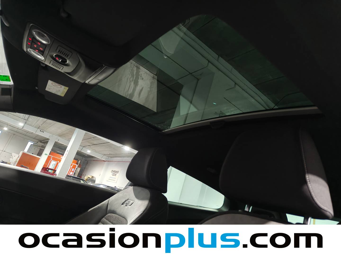 Foto Volkswagen Scirocco Volkswagen Scirocco R-Line 2.0 TDI BMT (150 CV) DSG