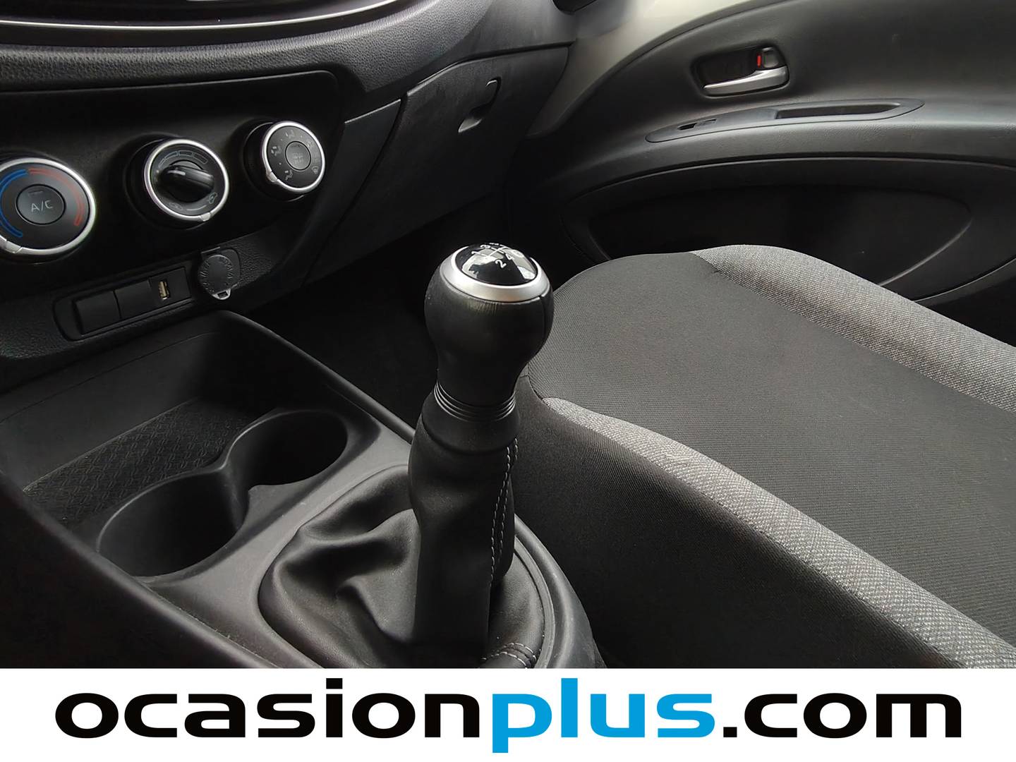 Foto Toyota Aygo X Cross Toyota Aygo X Cross 1.0 VVT-I Play  (72 CV)