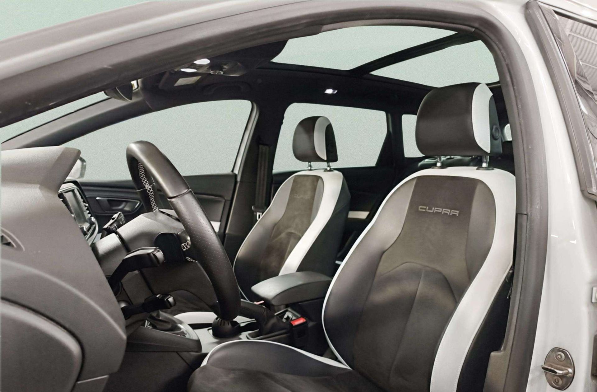 SEAT León ST 2.0 TSI Cupra DSG - foto 13